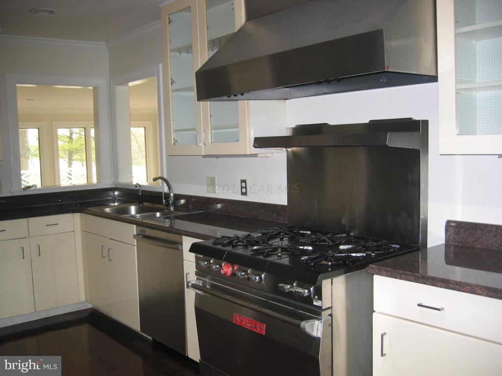 11040 Stewart Neck Road Princess Anne, MD 21853 - Photo 2 of 10 Gallery Image 2