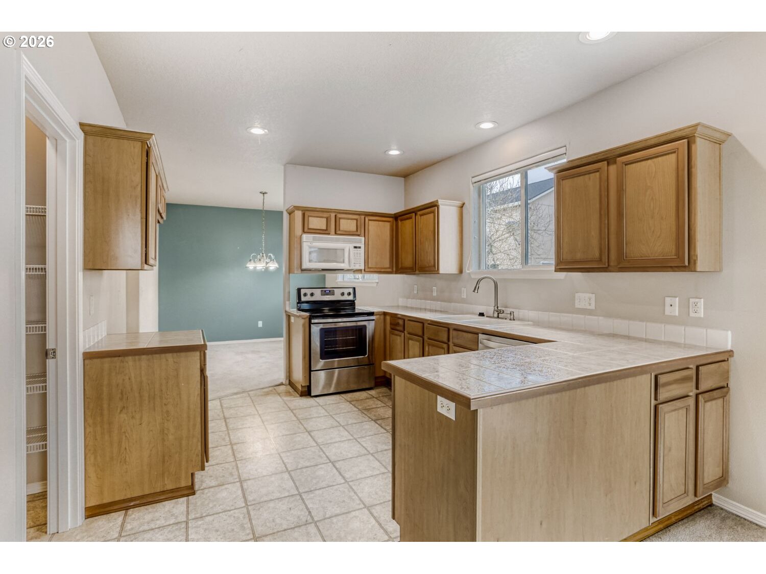 100 Southwest Horton Way Beaverton, OR 97006 - Photo 3 of 21