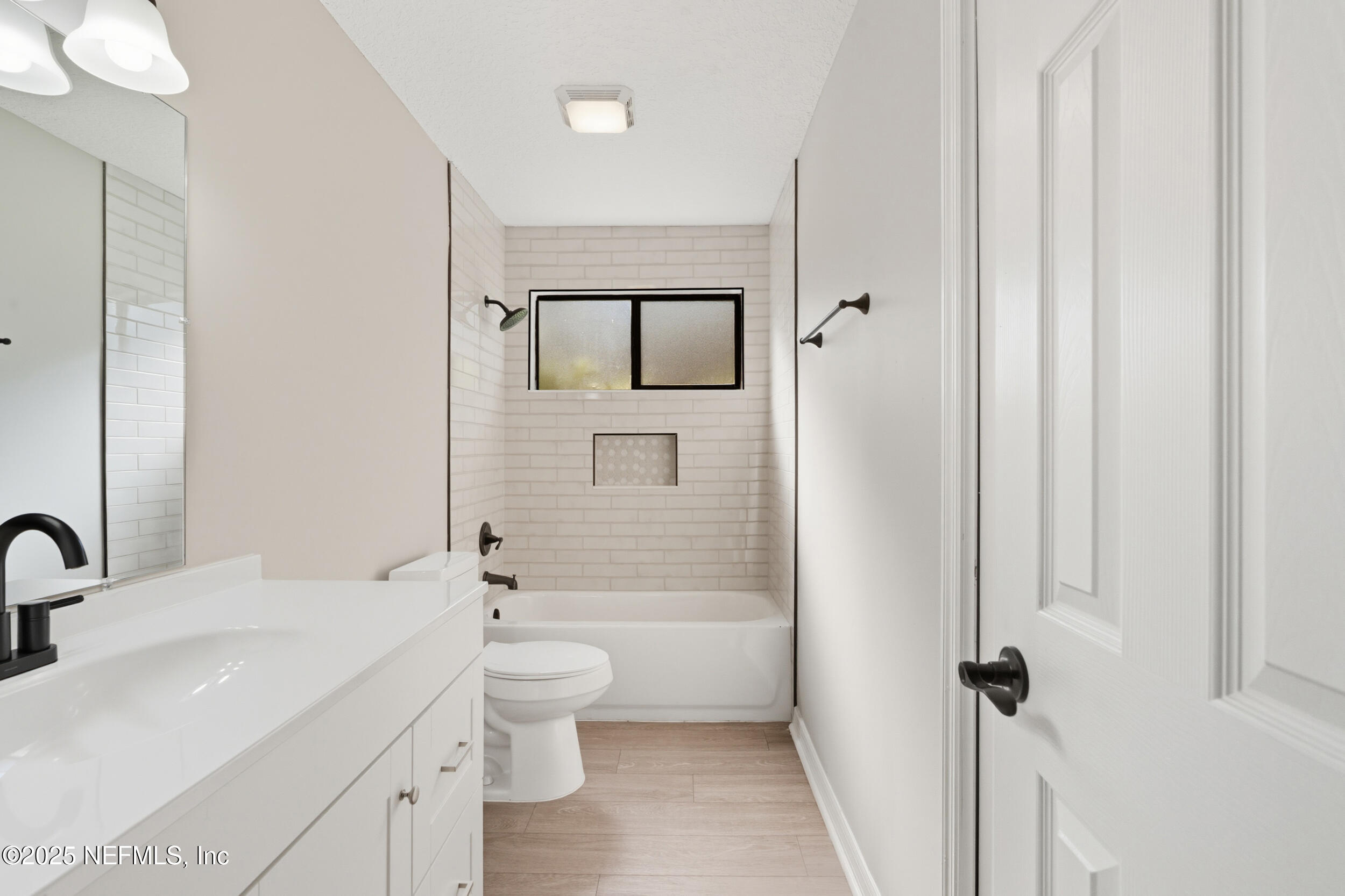 1880 Hollars Place Middleburg, FL 32068 - Photo 15 of 36 15_homeprimemedia-15