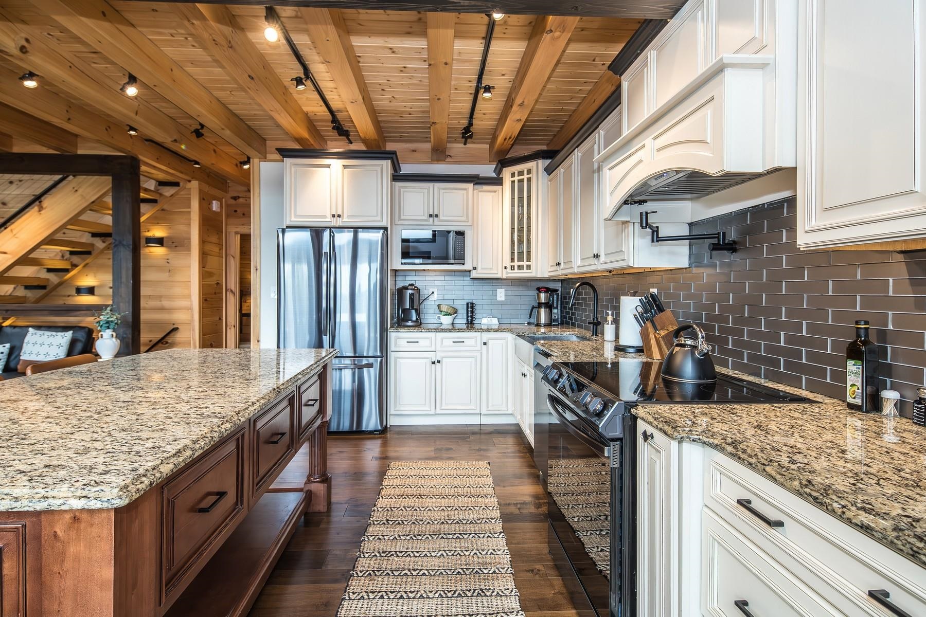 2391 Music Mountain Road Stockbridge, VT 05772 - Photo 14 of 38