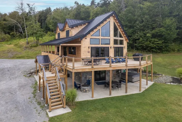 $1,995,000 | 2391 Music Mountain Road, Stockbridge, VT 05772