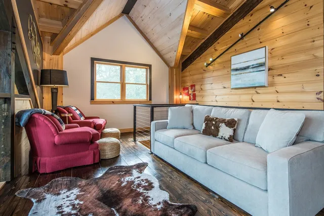 $1,995,000 | 2391 Music Mountain Road, Stockbridge, VT 05772