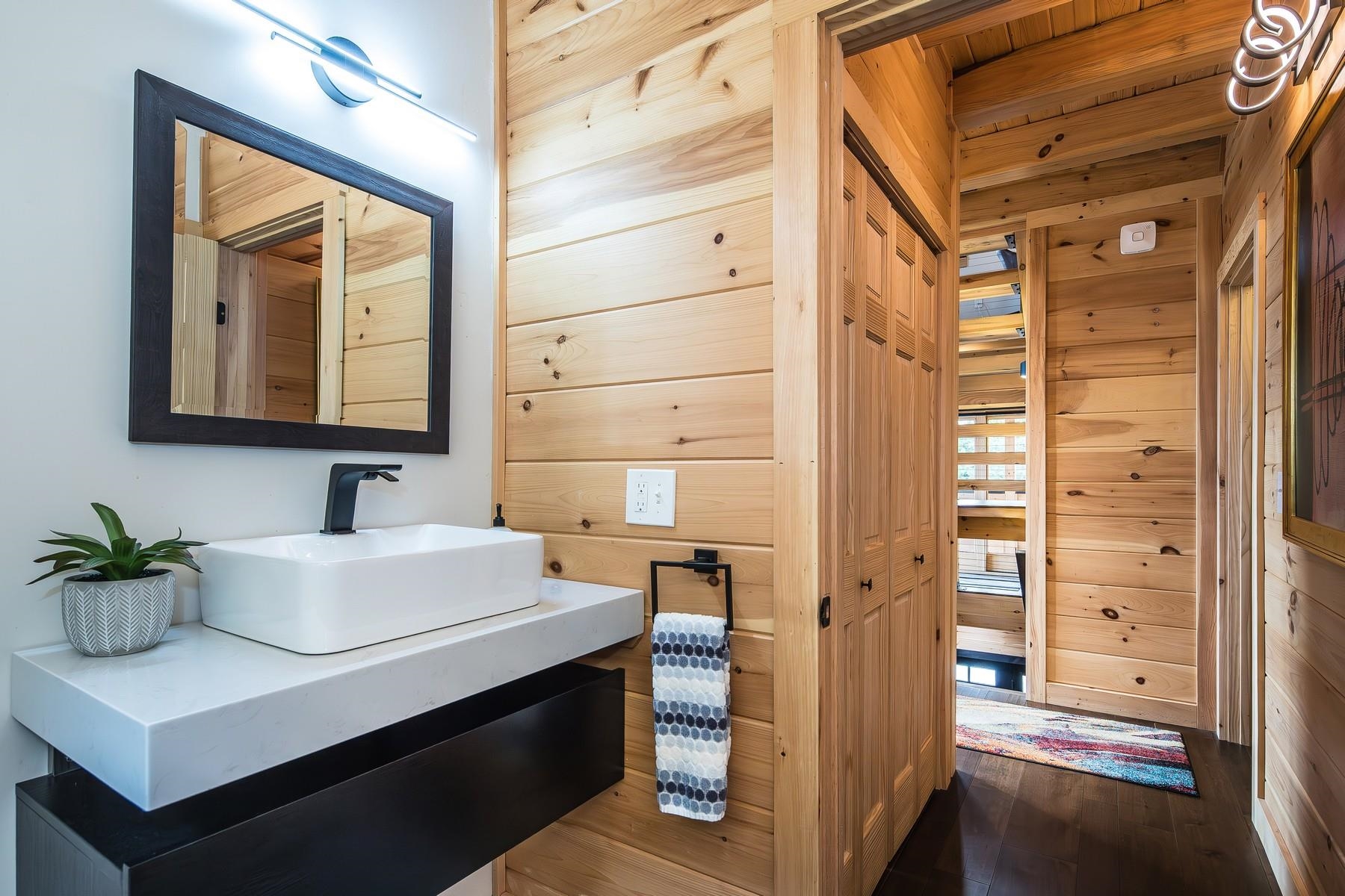 2391 Music Mountain Road Stockbridge, VT 05772 - Photo 10 of 38