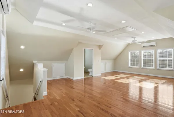 $474,900 | 206 Old Leadmine Bend Road, Sharps Chapel, TN 37866