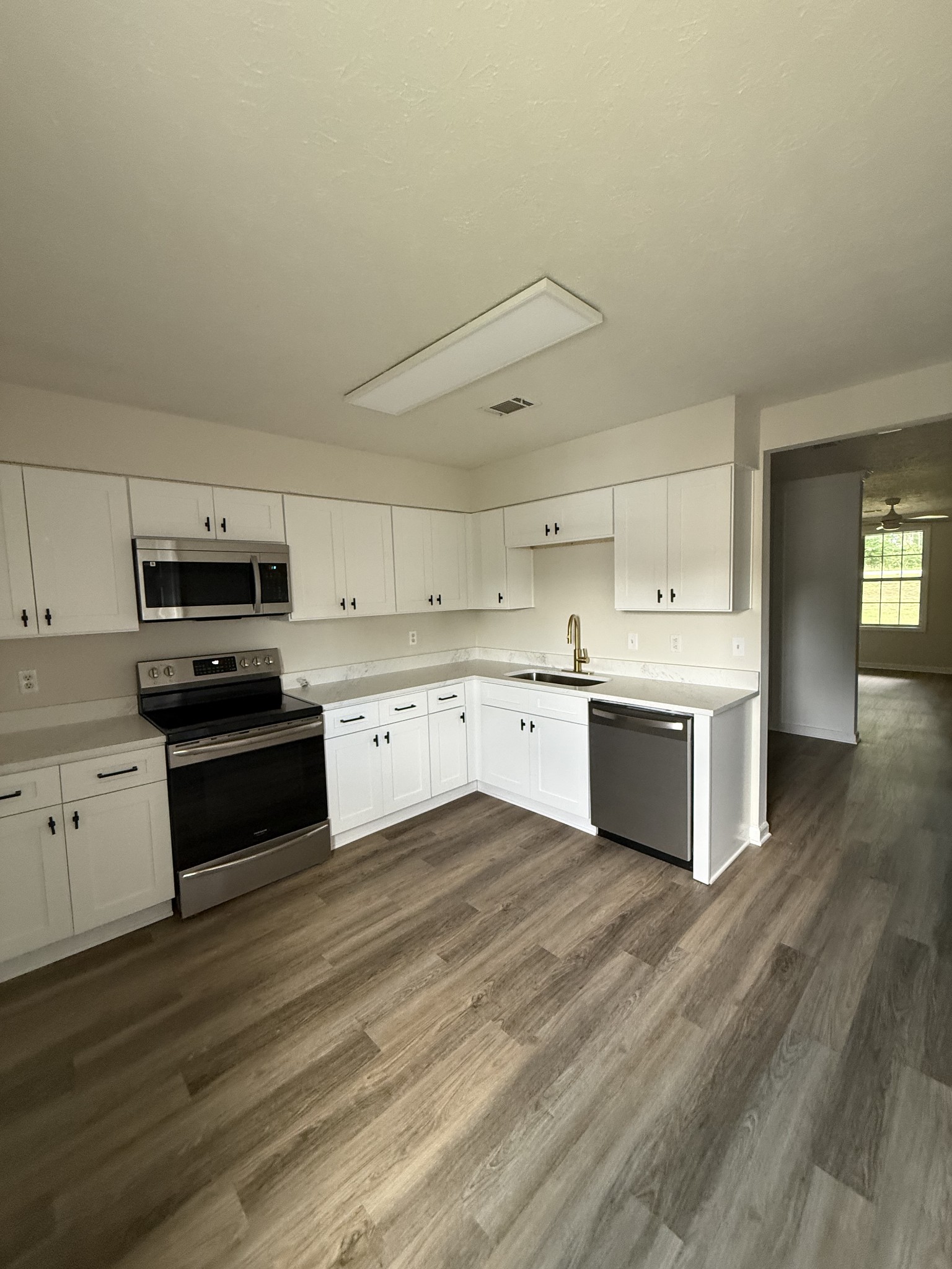 430 Walton Ferry Road, Unit 1607 Hendersonville, TN 37075 - Photo 3 of 29