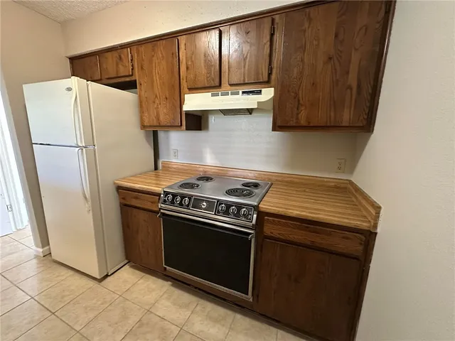 $1,100 | 4917 Delwood Street, Unit B4, Corpus Christi, TX 78413