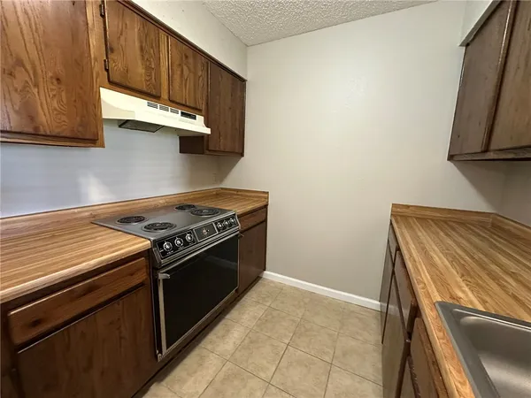 $1,100 | 4917 Delwood Street, Unit B4, Corpus Christi, TX 78413