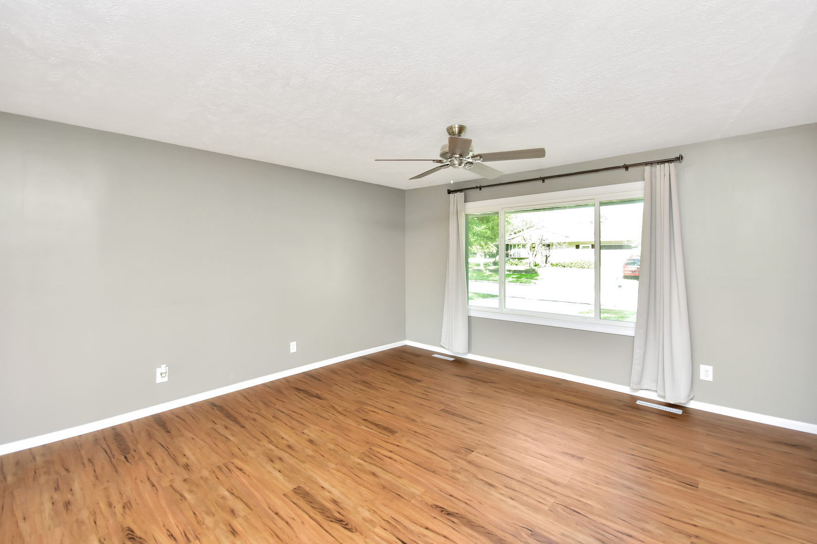 203 North Bone Drive Normal, IL 61761 - Photo 11 of 54