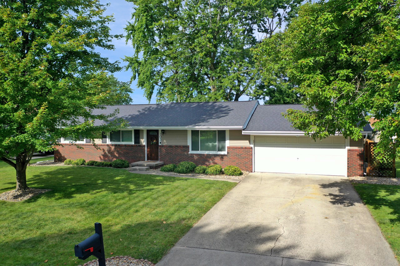 203 North Bone Drive Normal, IL 61761 - Photo 2 of 54