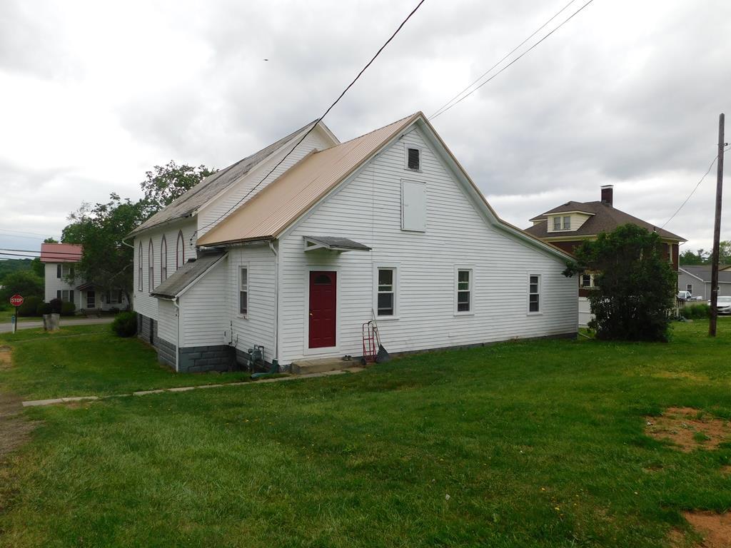 122 South Main Street Seneca, PA 16346 - Photo 2 of 23