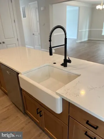 a close view of sink and tap