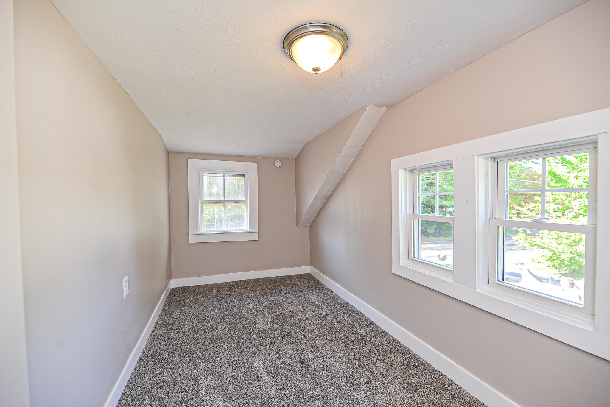 7 Flagg Road Rochester, NH 03839 - Photo 28 of 39