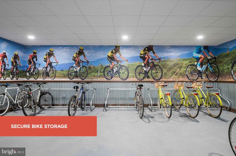 200 North 16th Street, Unit 724 Philadelphia, PA 19102 - Photo 24 of 31 a view of a room with gym equipment