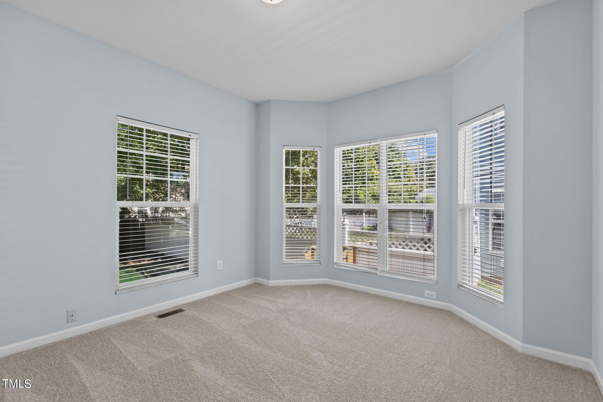10703 Longholme Way Raleigh, NC 27614 - Photo 12 of 32 21-web-or-mls-IMGL1509