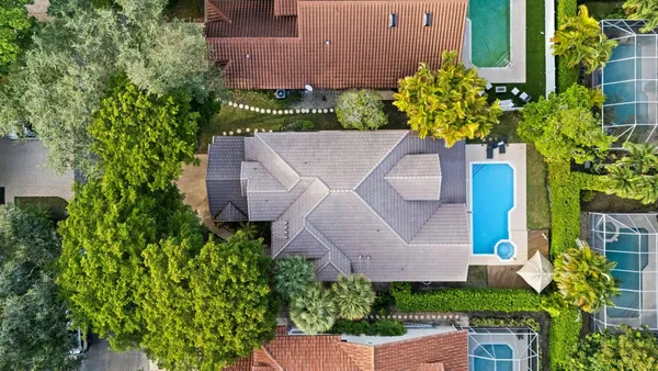 $799,999 | 608 Misty Oaks Lane, Pompano Beach, FL 33069