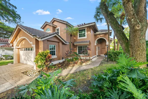 $799,999 | 608 Misty Oaks Lane, Pompano Beach, FL 33069