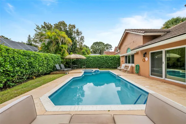 $799,999 | 608 Misty Oaks Lane, Pompano Beach, FL 33069