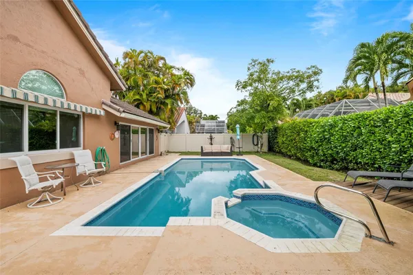 $799,999 | 608 Misty Oaks Lane, Pompano Beach, FL 33069