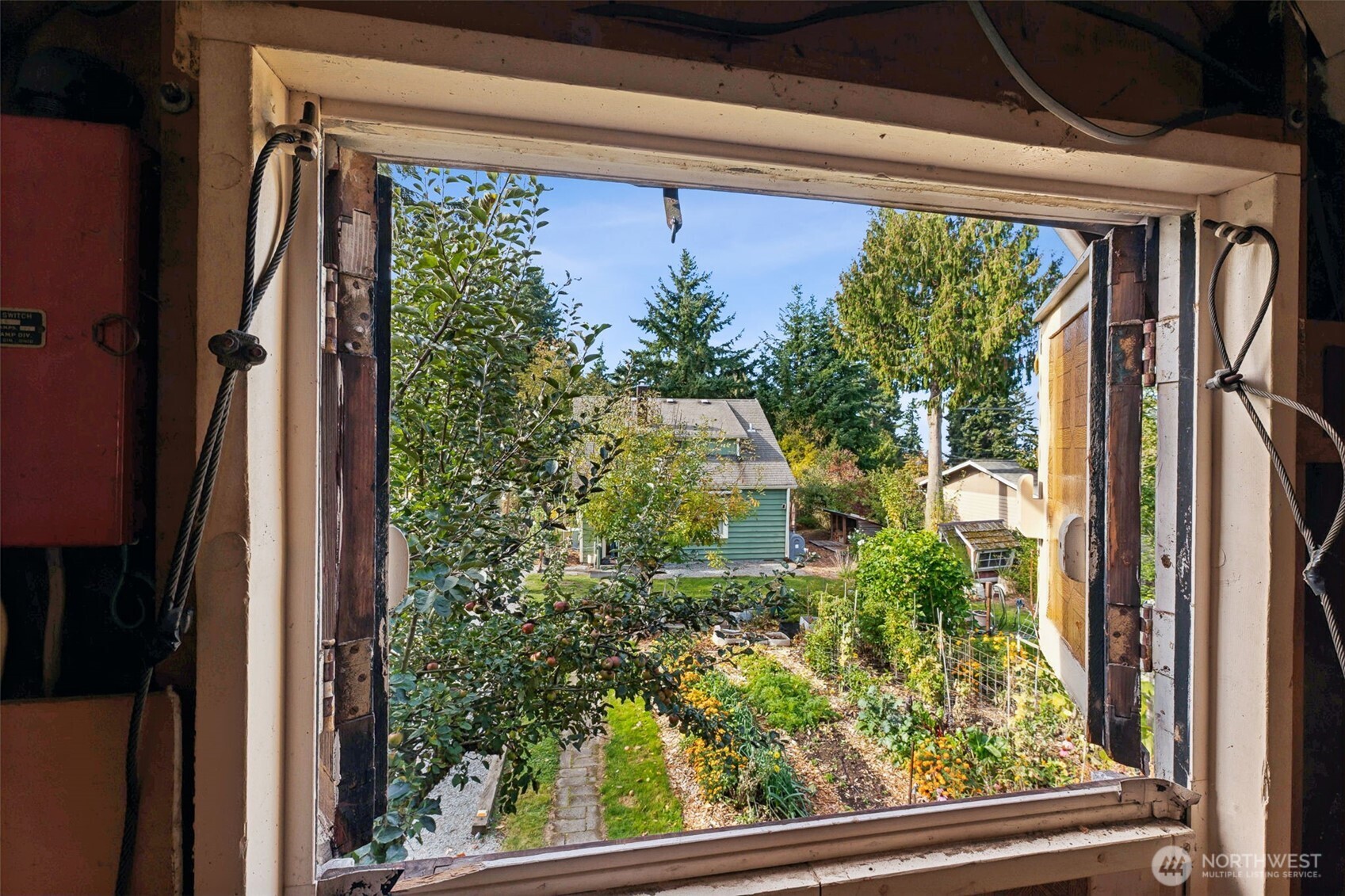 15620 21st Avenue Southwest Burien, WA 98166 - Photo 22 of 38