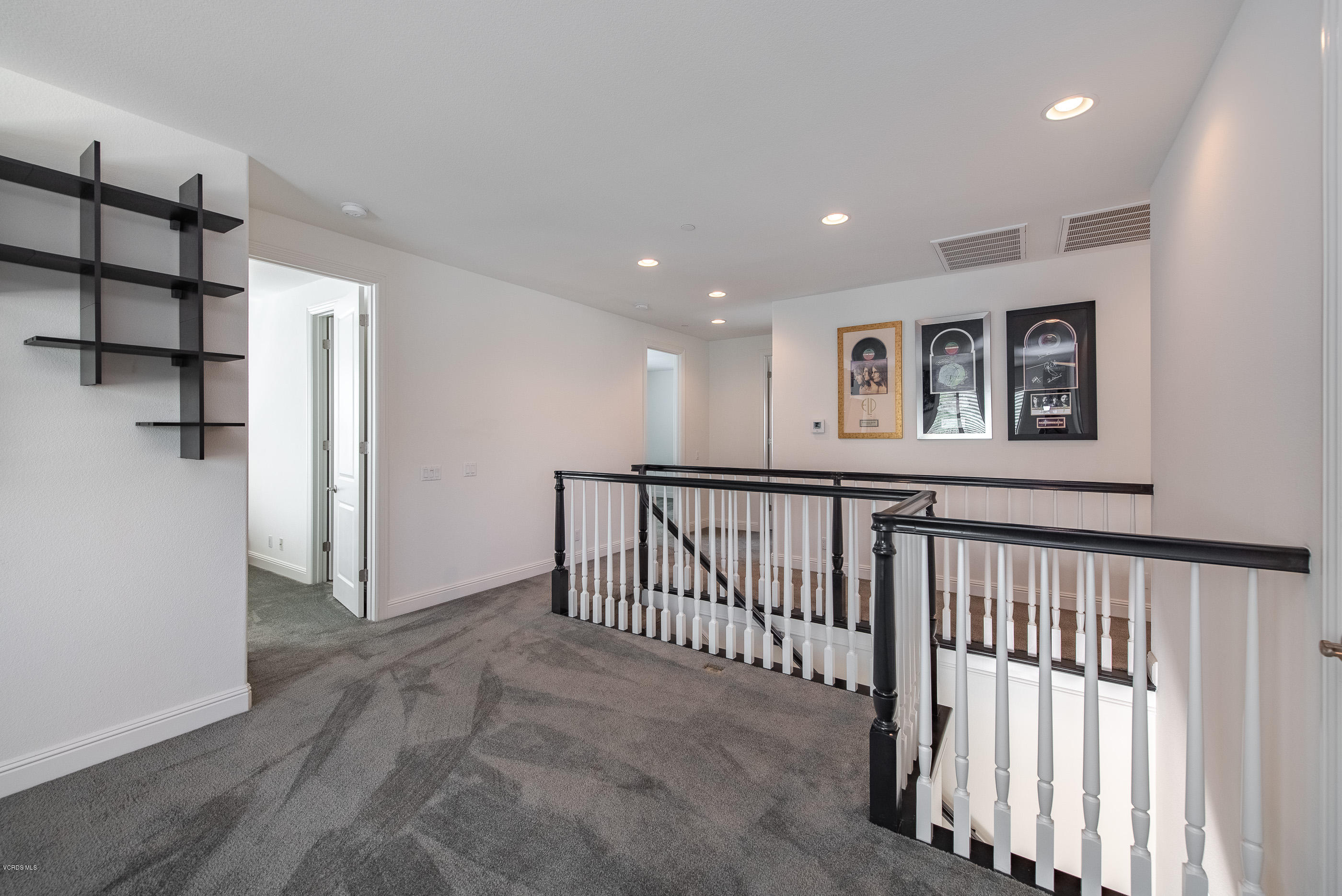 11276 Crenshaw Street Moorpark, CA 93021 - Photo 35 of 52 a view of a hallway with closet area