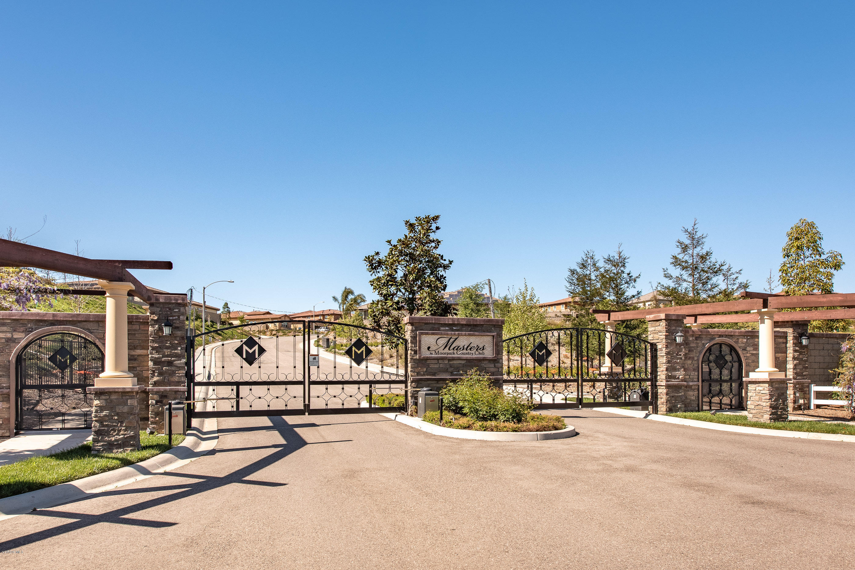 11276 Crenshaw Street Moorpark, CA 93021 - Photo 52 of 52 a view of a street with a building