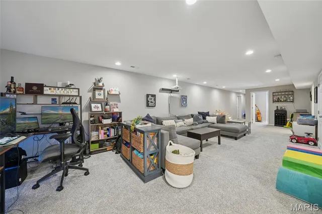 $349,900 | 2673 Ruddy Ridge Drive, High Ridge, MO 63049