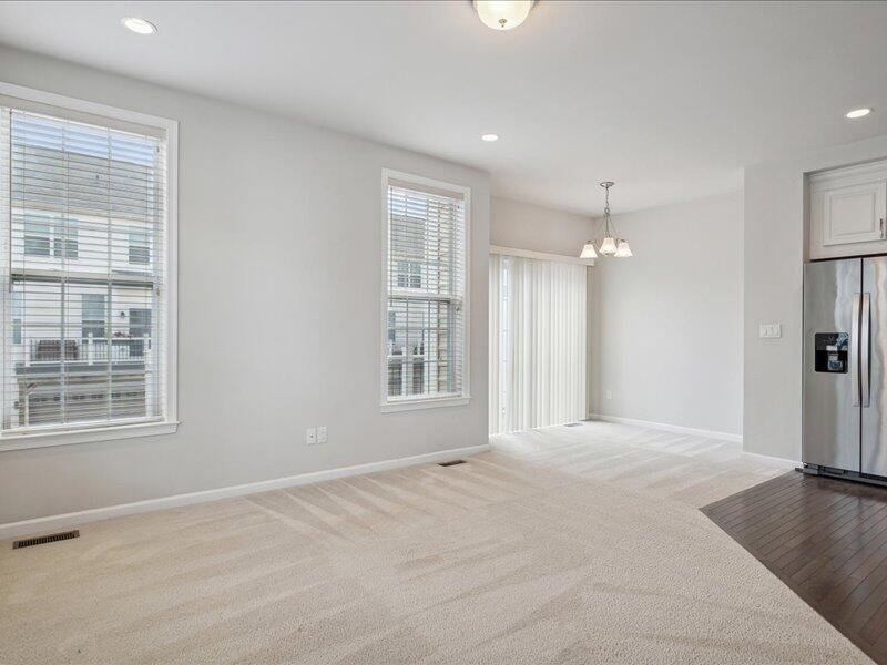 2805 Rathmore Ln. Ann Arbor, MI 48105 - Photo 12 of 45 13-2805-Rathmore-Ln--Ann-Arbor-MI-48105-