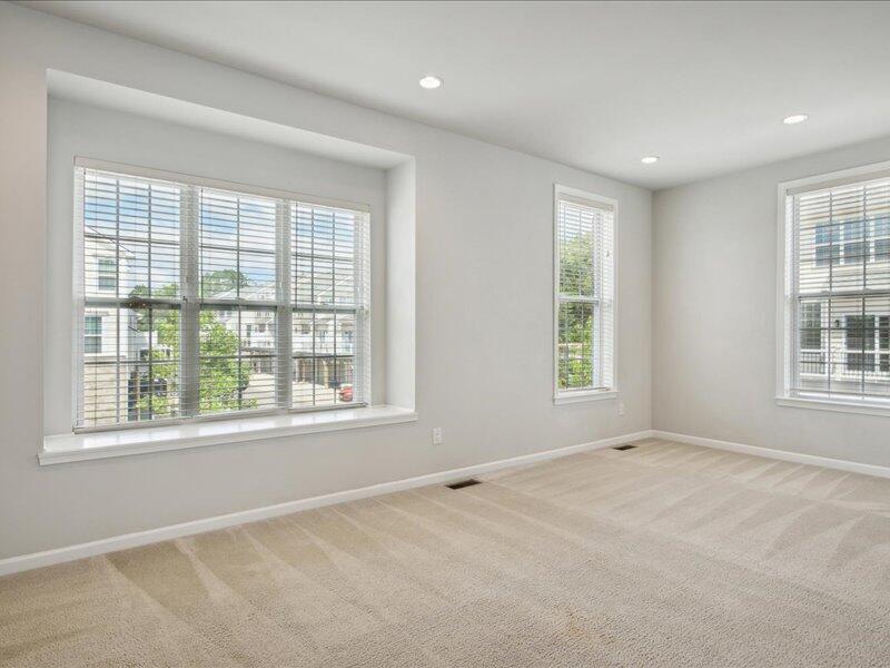 2805 Rathmore Ln. Ann Arbor, MI 48105 - Photo 20 of 45 21-2805-Rathmore-Ln--Ann-Arbor-MI-48105-