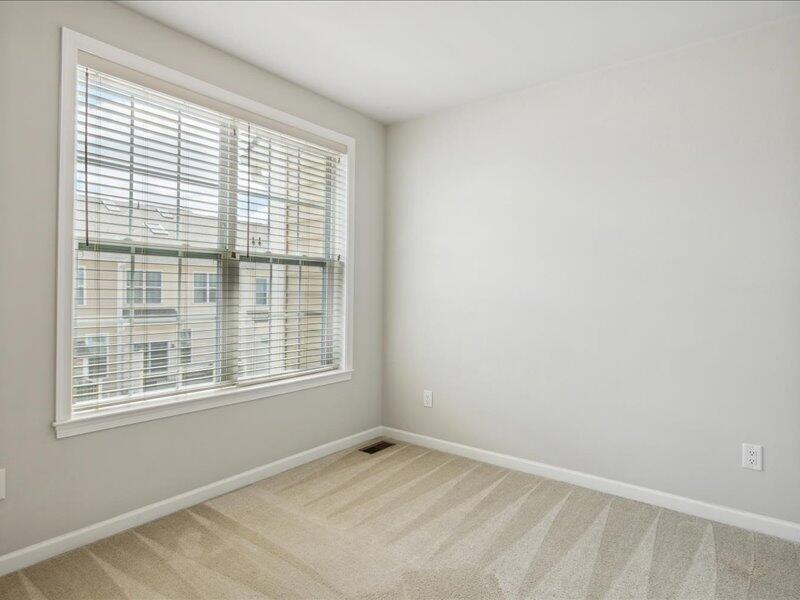 2805 Rathmore Ln. Ann Arbor, MI 48105 - Photo 31 of 45 32-2805-Rathmore-Ln--Ann-Arbor-MI-48105-