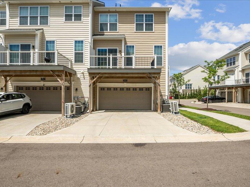 2805 Rathmore Ln. Ann Arbor, MI 48105 - Photo 42 of 45 43-2805-Rathmore-Ln--Ann-Arbor-MI-48105-