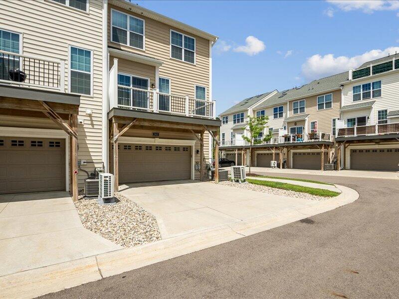 2805 Rathmore Ln. Ann Arbor, MI 48105 - Photo 43 of 45 44-2805-Rathmore-Ln--Ann-Arbor-MI-48105-