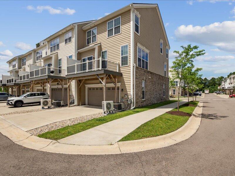 2805 Rathmore Ln. Ann Arbor, MI 48105 - Photo 44 of 45 45-2805-Rathmore-Ln--Ann-Arbor-MI-48105-