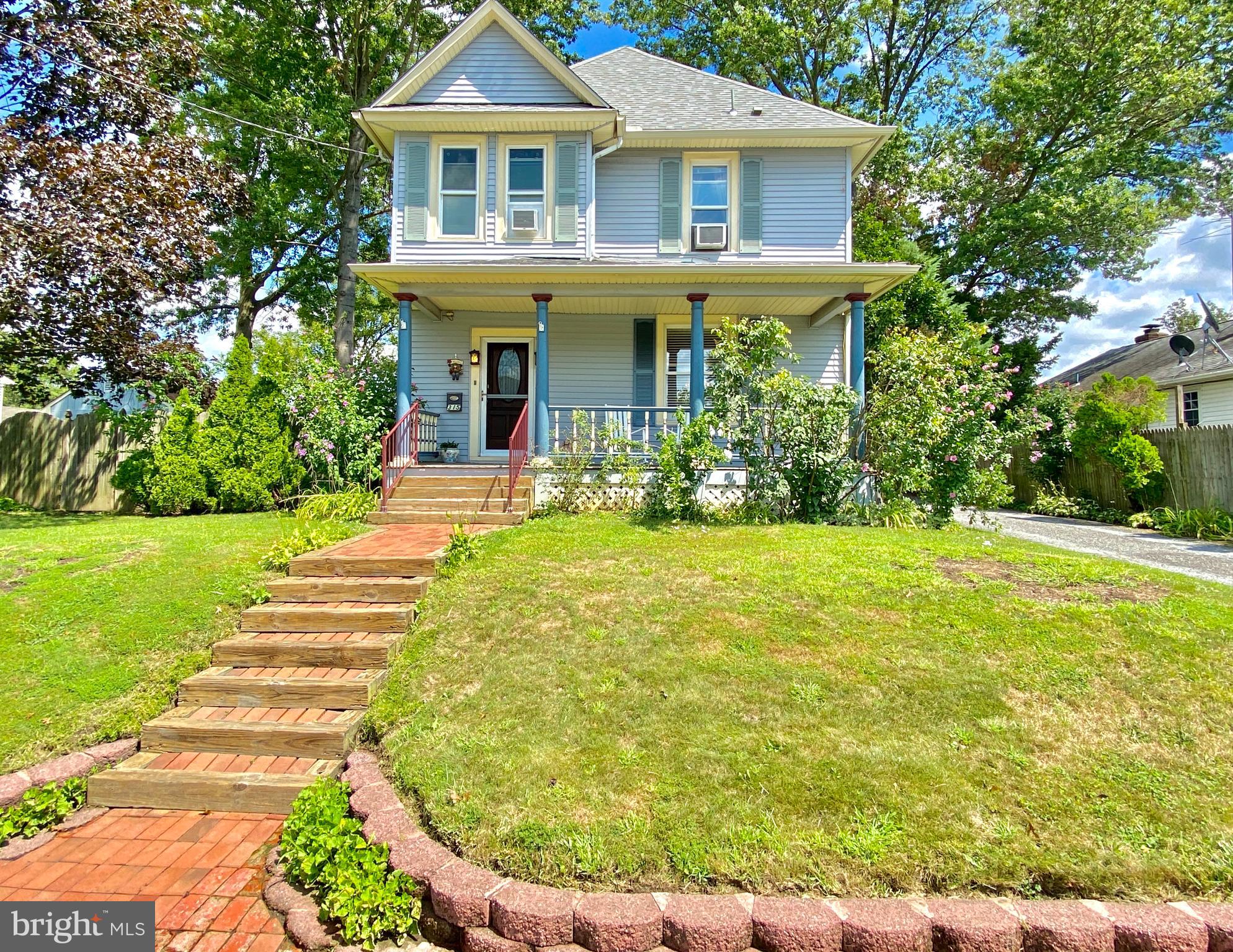 315 Warwick Road Magnolia, NJ 08049 - Photo 1 of 44