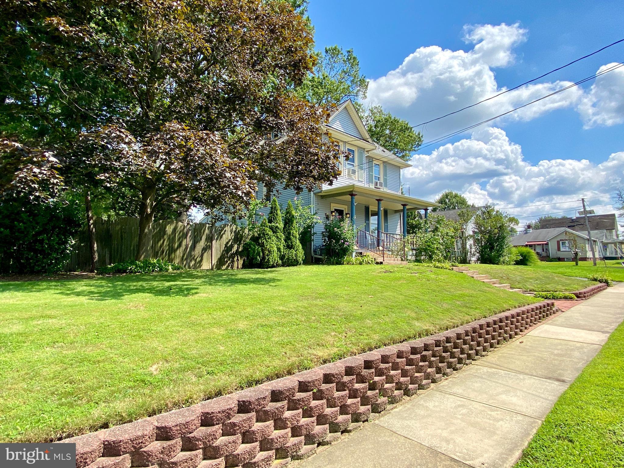 315 Warwick Road Magnolia, NJ 08049 - Photo 2 of 44