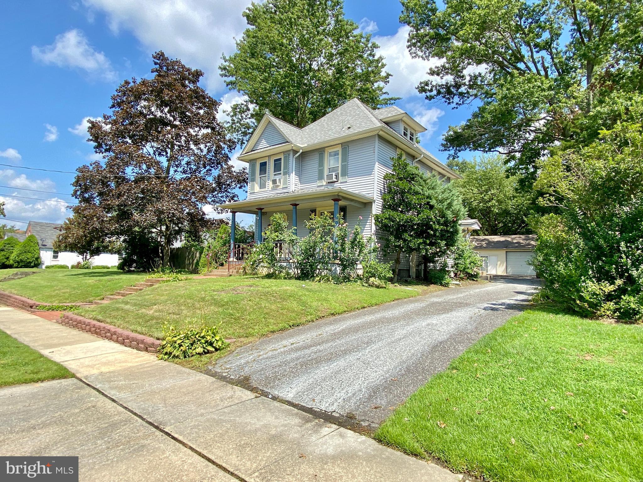 315 Warwick Road Magnolia, NJ 08049 - Photo 3 of 44
