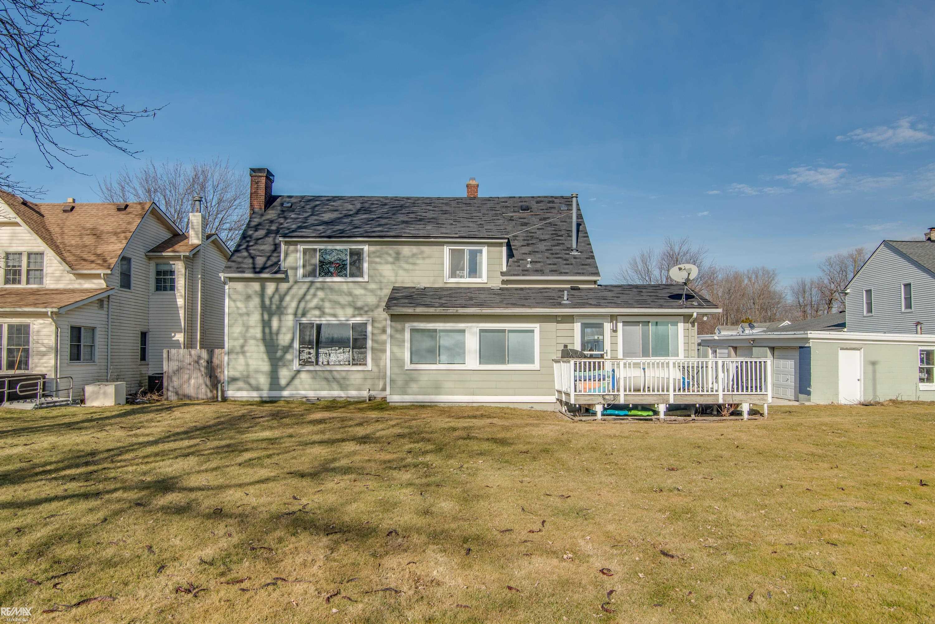 6123 Pointe Tremble Road Algonac, MI 48001 - Photo 38 of 44 50181103-edee47c5-e8f4-4c46-b457-b0fe9ae43006.JPG