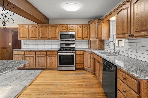 $425,000 | 906 Sheyenne Street, West Fargo, ND 58078