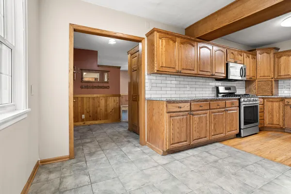 $425,000 | 906 Sheyenne Street, West Fargo, ND 58078