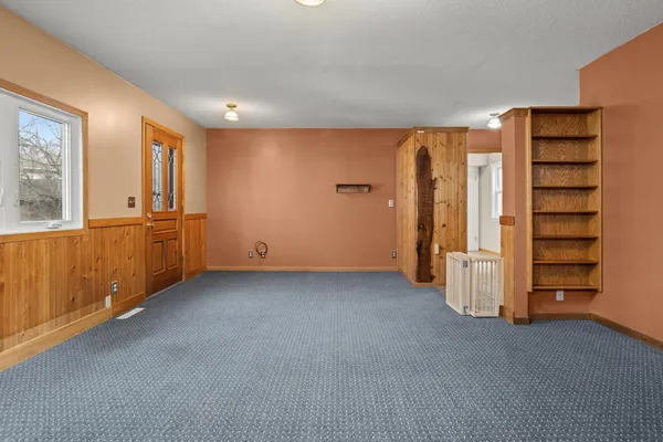 $425,000 | 906 Sheyenne Street, West Fargo, ND 58078