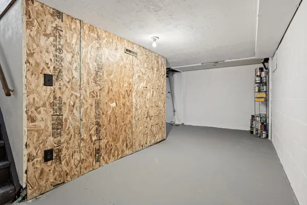 $425,000 | 906 Sheyenne Street, West Fargo, ND 58078