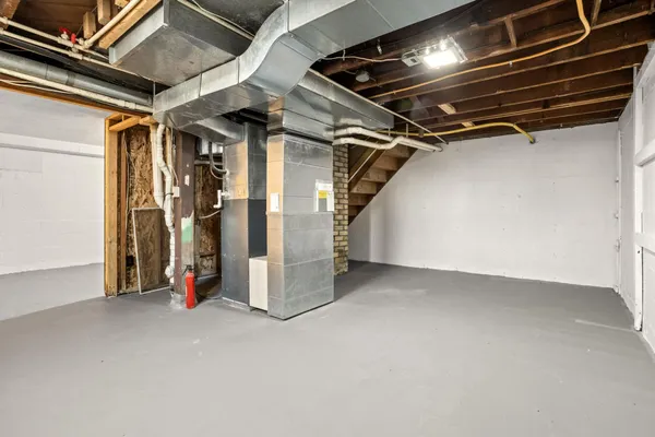 $425,000 | 906 Sheyenne Street, West Fargo, ND 58078