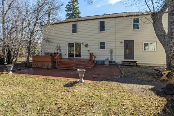 $425,000 | 906 Sheyenne Street, West Fargo, ND 58078