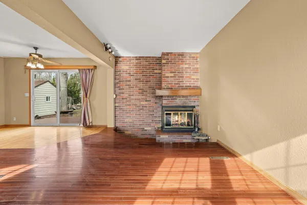 $425,000 | 906 Sheyenne Street, West Fargo, ND 58078