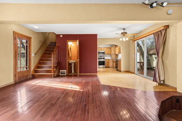 $425,000 | 906 Sheyenne Street, West Fargo, ND 58078