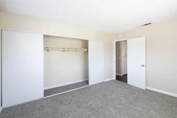 $2,100 | 975 East Washington Avenue, Unit E, El Cajon, CA 92020