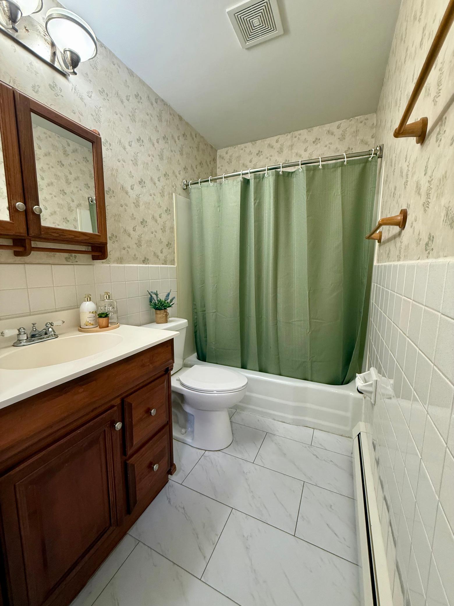 1621 40th Street Northwest Rochester, MN 55901 - Photo 14 of 40
