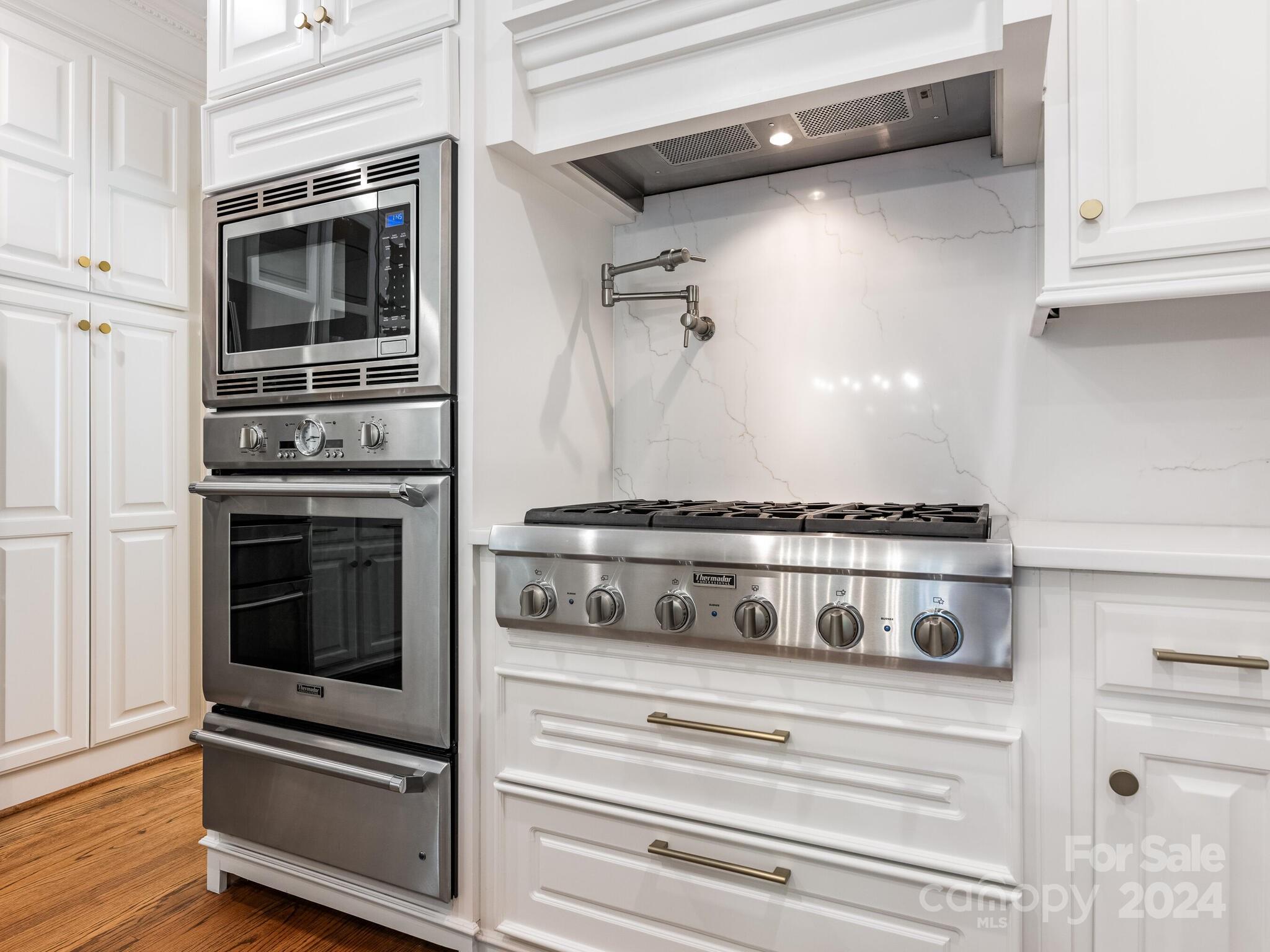 4505 Nora's Path Road Charlotte, NC 28226 - Photo 13 of 48 Gallery Image 13