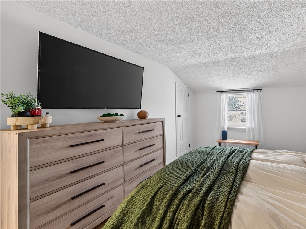 22 Ridgewood Road Greece, NY 14626 - Photo 22 of 33