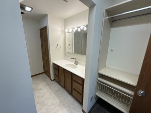 3344 Lake Drive Hartford, WI 53027 - Photo 19 of 36 Updated Master BA