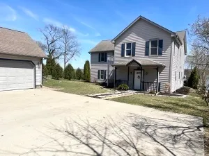 $849,900 | 3344 Lake Drive, Hartford, WI 53027